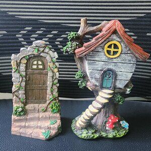 Mini Plastic Fantasy Fairy House and Door